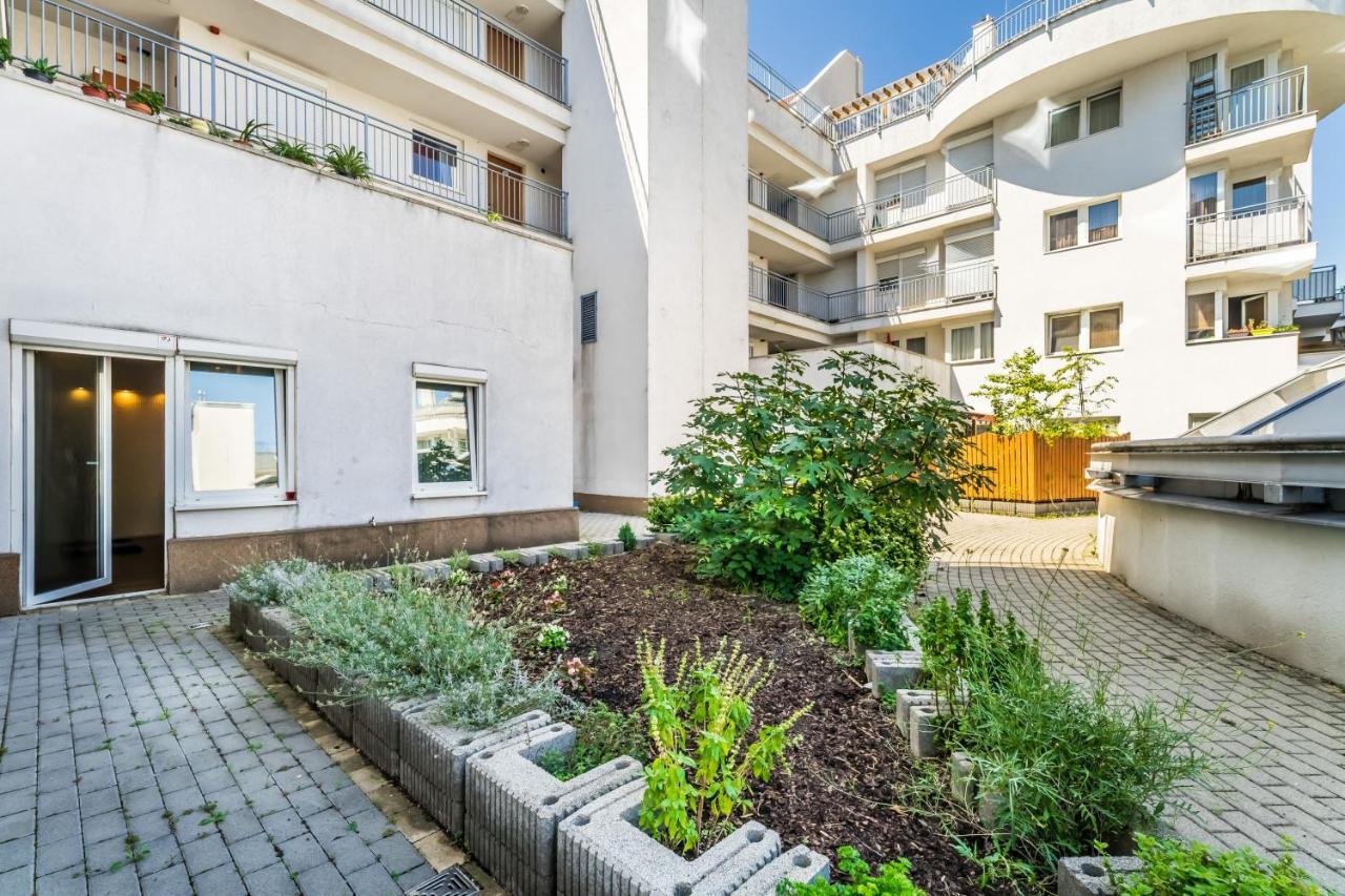 Bpr Garay Suite With Rooftop Terrace & A/C Budapest Ngoại thất bức ảnh
